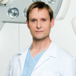 Plastiikkakirurgia, Plastikakirurgia Finest plastiikkakirurgian erikoislääkäri Jyri Kullamaa